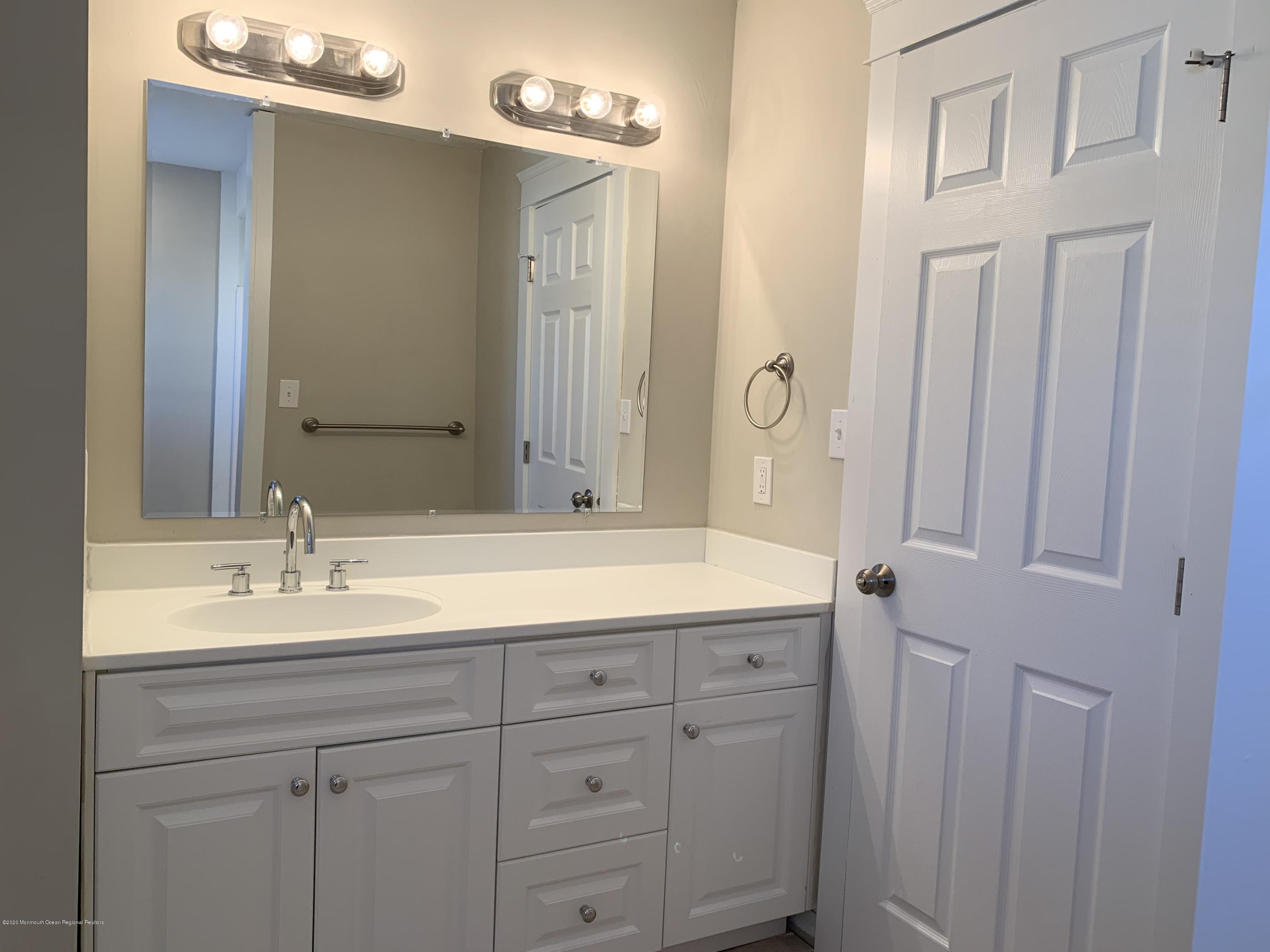 113 Arrowhead Park Drive Brick, NJ 08724 - Photo 23 of 35 IMG_2723