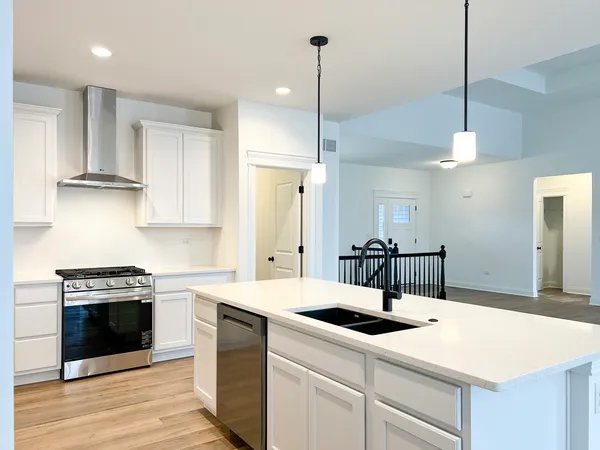 $575,223 | 26420 West Bluebell Court, Channahon, IL 60410