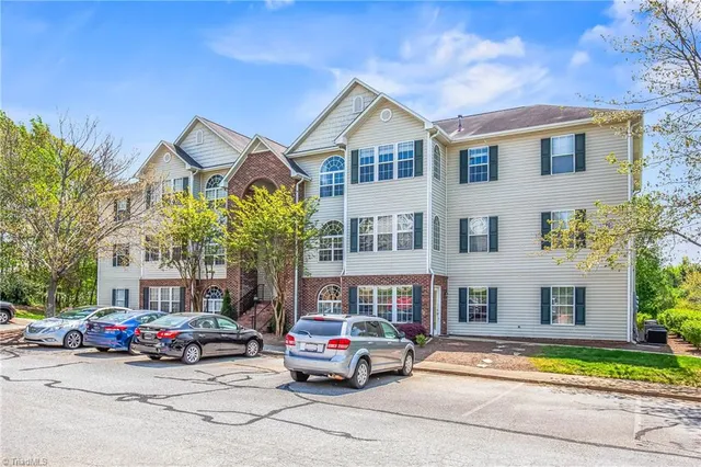 $168,900 | 120 James Road, Unit 3B, High Point, NC 27265
