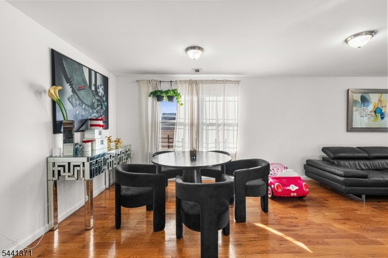 120 Fulton Street Elizabeth Port, NJ 07206 - Photo 24 of 29