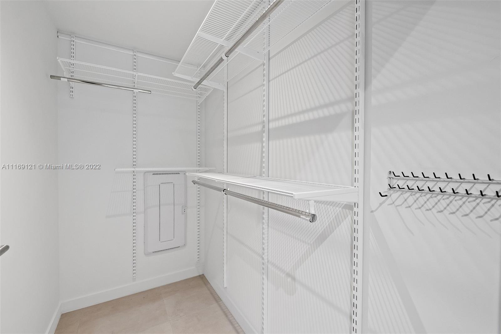401 North Birch Road, Unit TH7 Fort Lauderdale, FL 33304 - Photo 14 of 29 a view of walk in closet