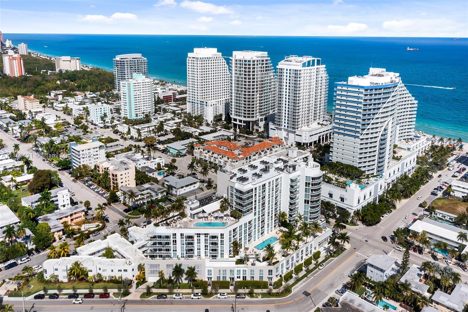 401 North Birch Road, Unit TH7 Fort Lauderdale, FL 33304 - Photo 2 of 29 a view of city