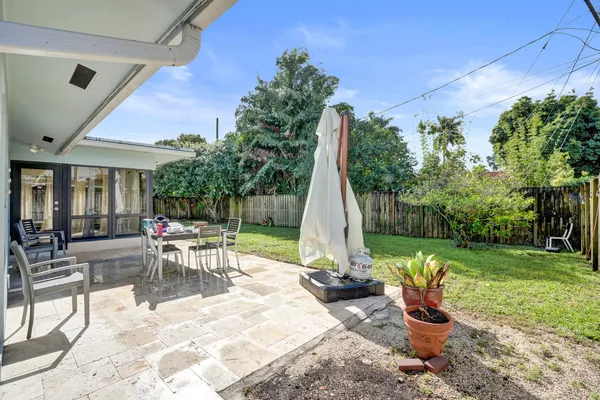 $3,500 | 2674 Northeast 8th Court, Pompano Beach, FL 33062