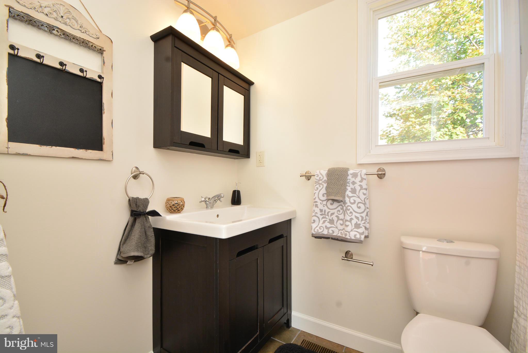 8219 Philadelphia Road Baltimore, MD 21237 - Photo 14 of 30 Bath 1