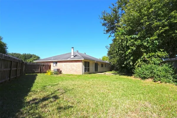 $1,695 | 17510 Heritage Creek Court, Webster, TX 77598