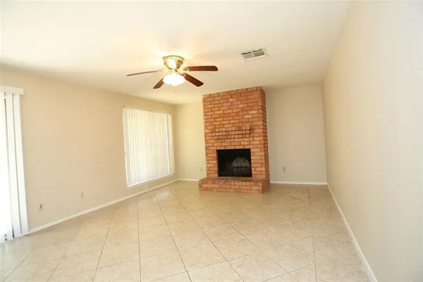 $1,695 | 17510 Heritage Creek Court, Webster, TX 77598