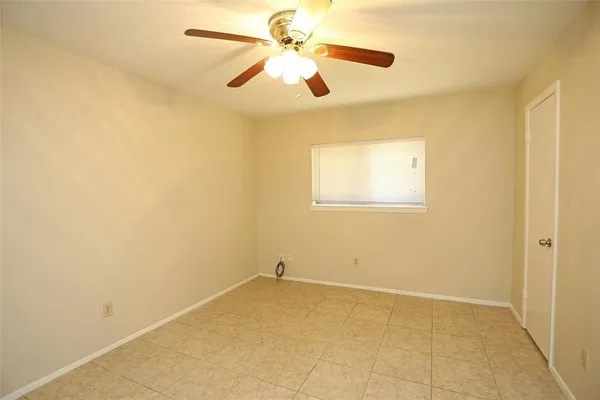 $1,695 | 17510 Heritage Creek Court, Webster, TX 77598