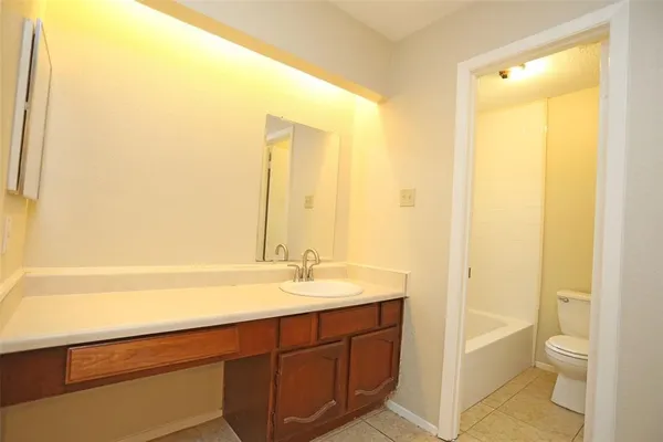 $1,695 | 17510 Heritage Creek Court, Webster, TX 77598