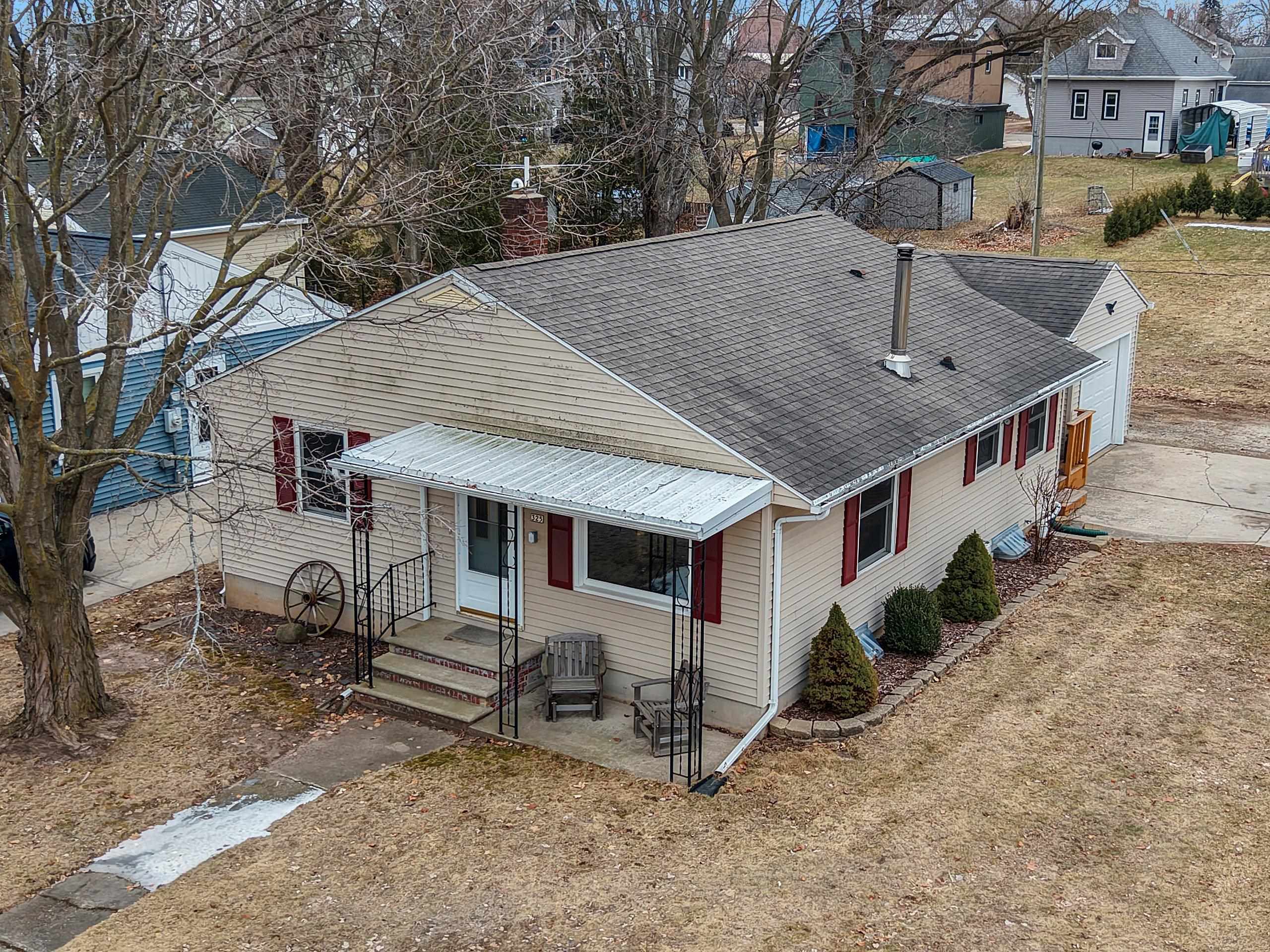 325 Elm Street Denmark, WI 54208 - Photo 3 of 31