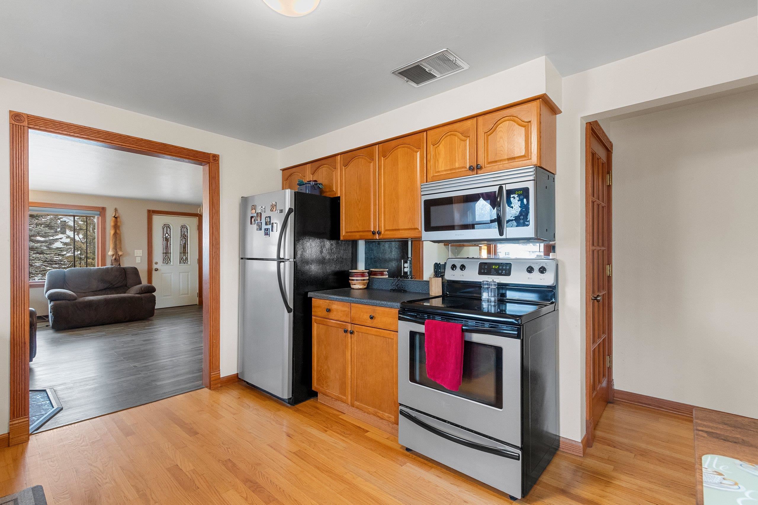 325 Elm Street Denmark, WI 54208 - Photo 6 of 31