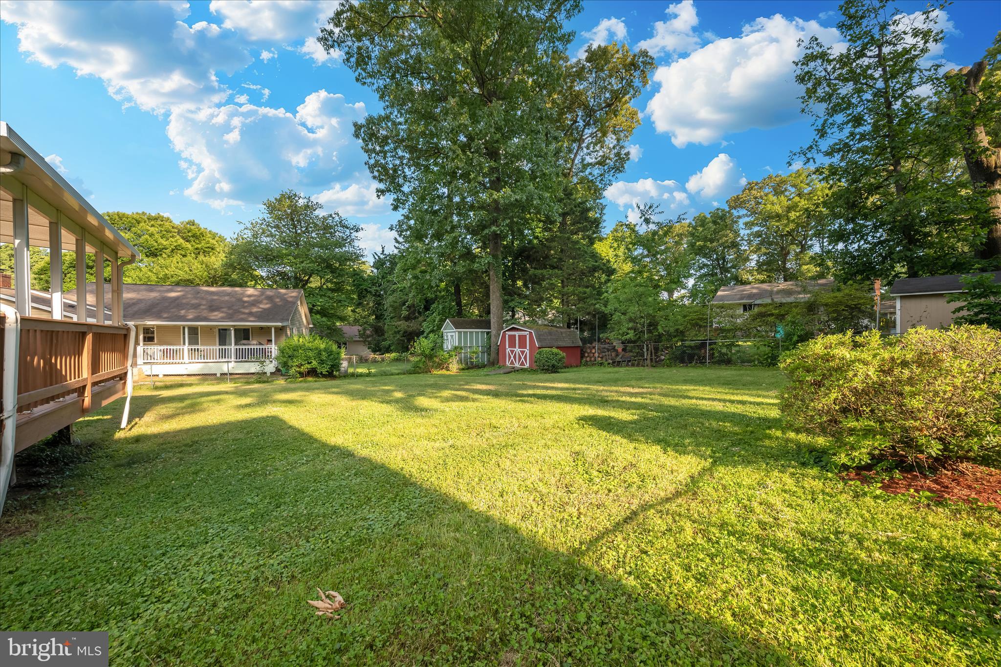 115 Woodland Road Gaithersburg, MD 20877 - Photo 29 of 40 Exterior Back