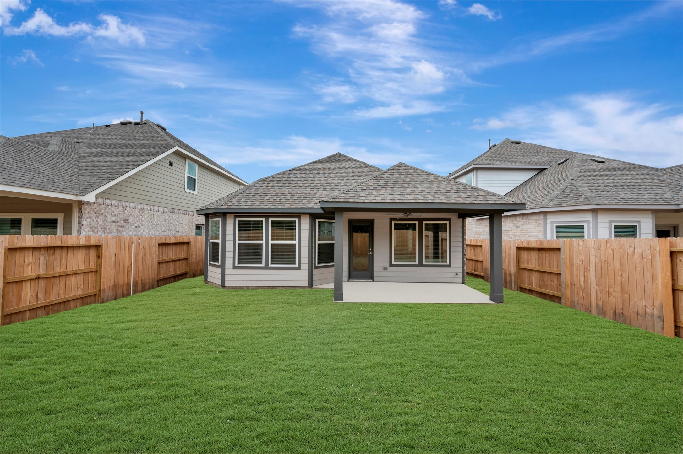 20534 Draper Road Tomball, TX 77377 - Photo 12 of 33 front view of a house with a yard