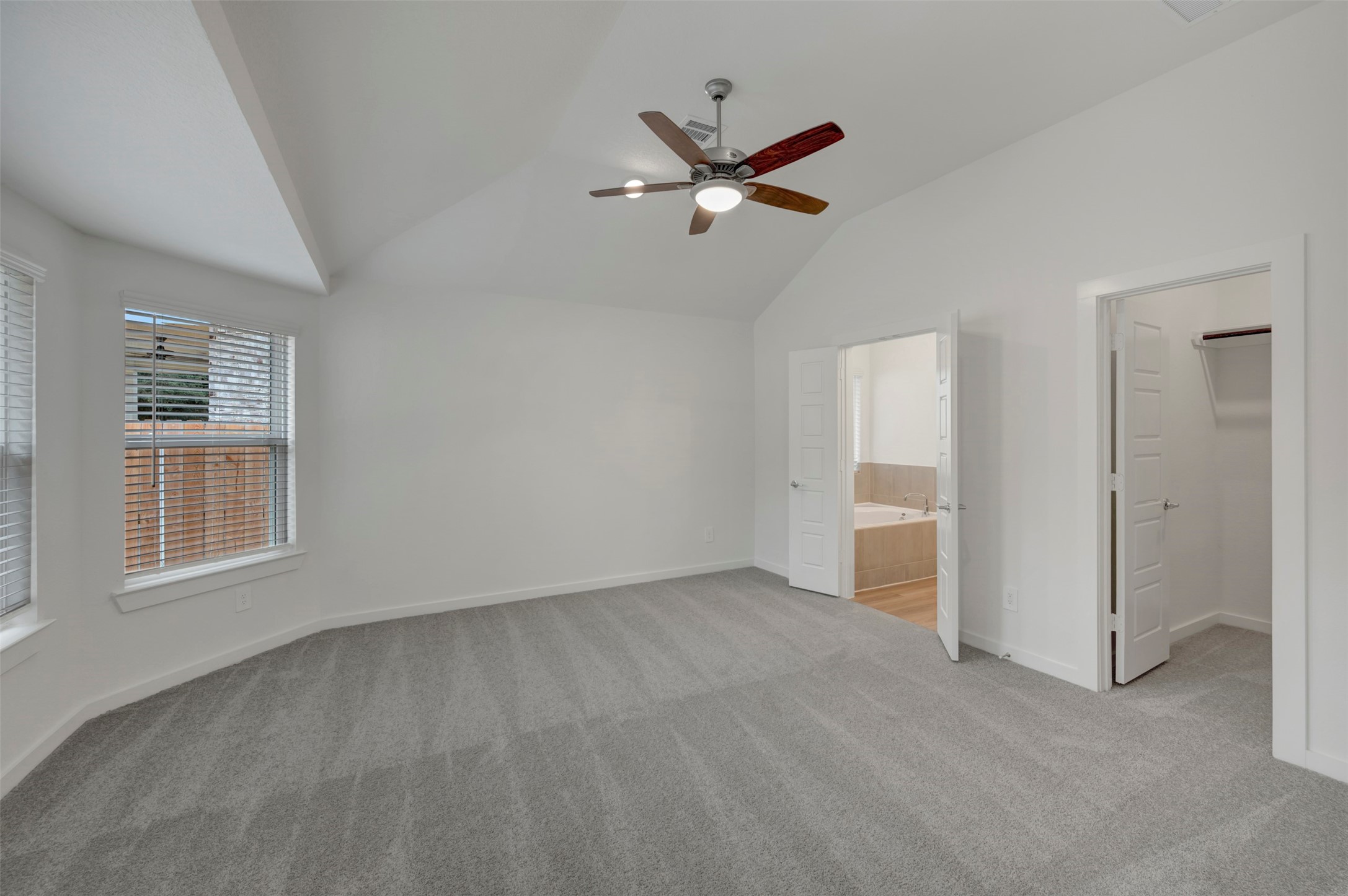 20534 Draper Road Tomball, TX 77377 - Photo 7 of 33