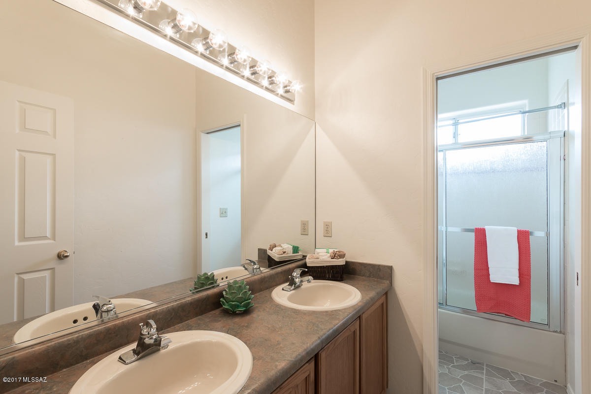 8172 East Quartz Ridge Drive Tucson, AZ 85715 - Photo 33 of 39