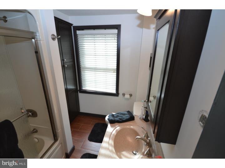 47 Stathems Neck Road Greenwich, NJ 08323 - Photo 15 of 25 Bathroom