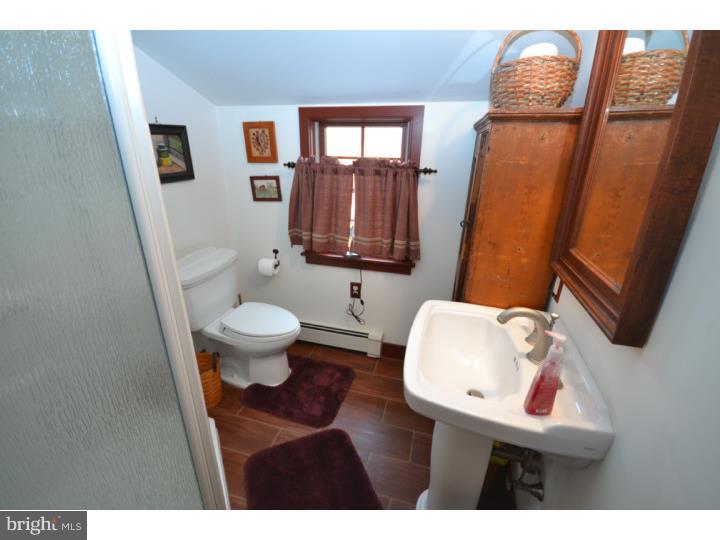 47 Stathems Neck Road Greenwich, NJ 08323 - Photo 21 of 25 Bathroom