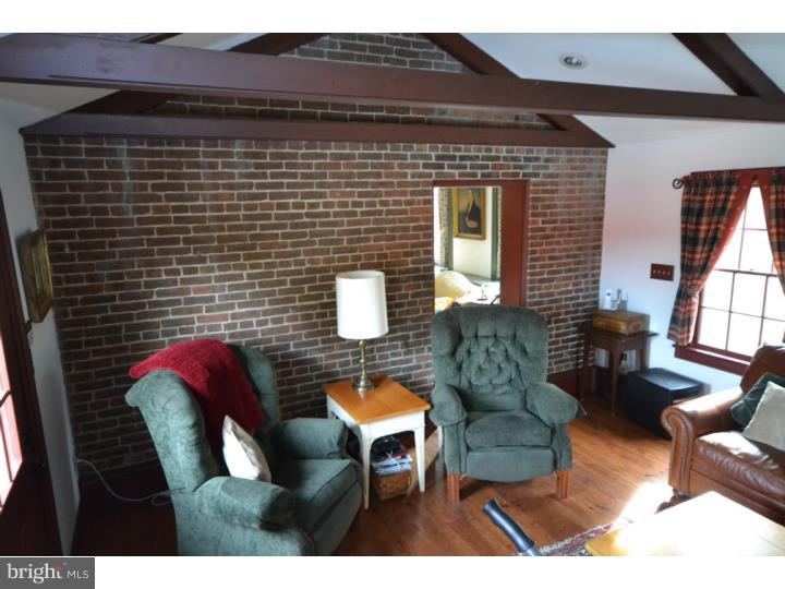 47 Stathems Neck Road Greenwich, NJ 08323 - Photo 10 of 25 Family Room