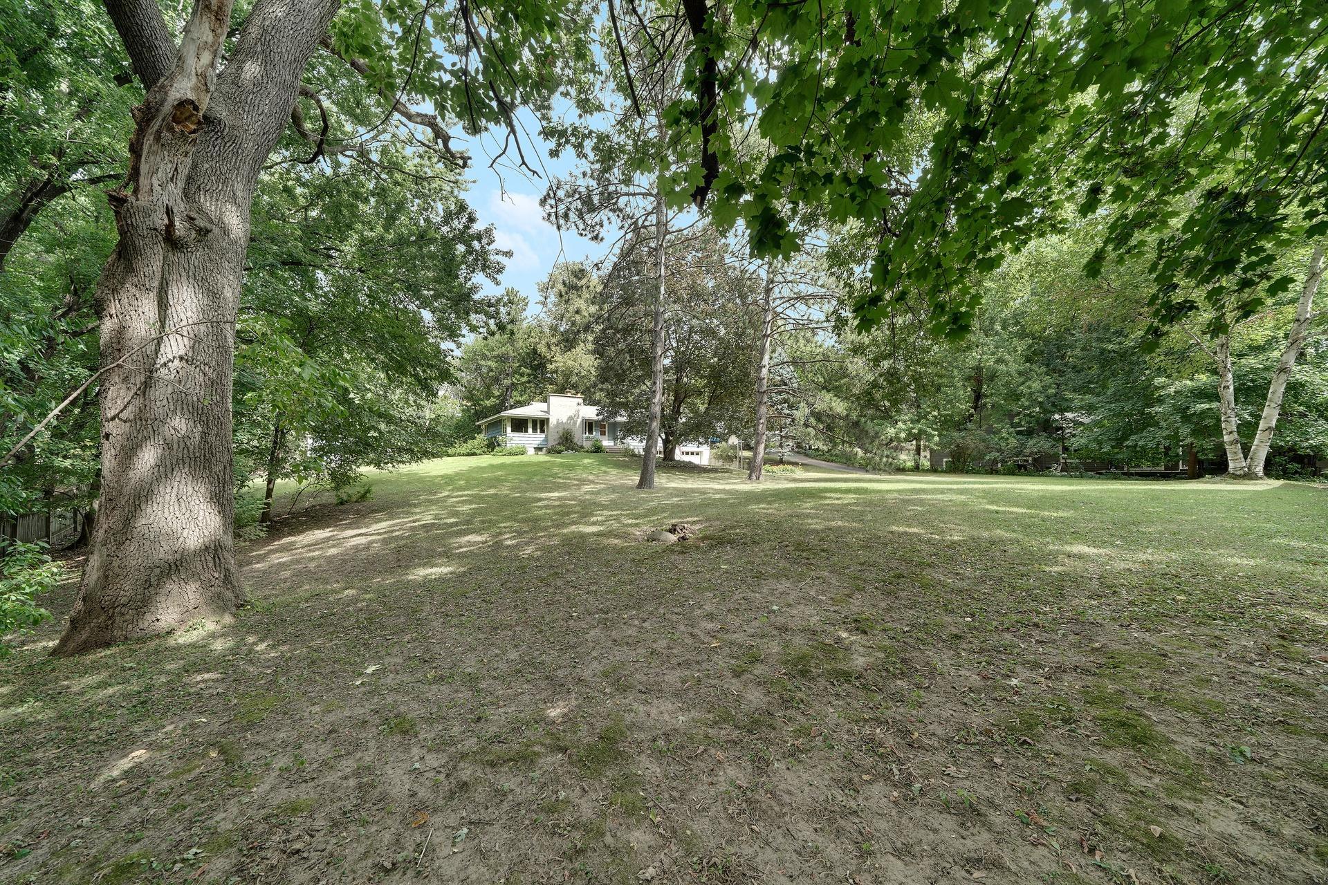 14616 Wildcrest Road Minnetonka, MN 55345 - Photo 3 of 49 Gallery Image 3