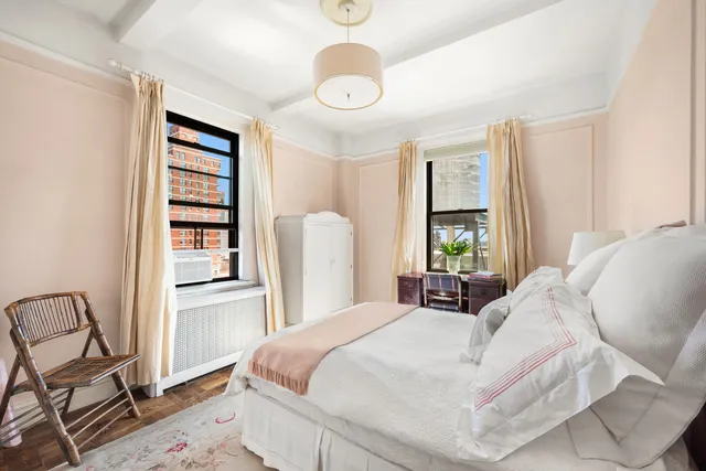 $725,000 | 535 West 110th Street, Unit 11B | Morningside Heights