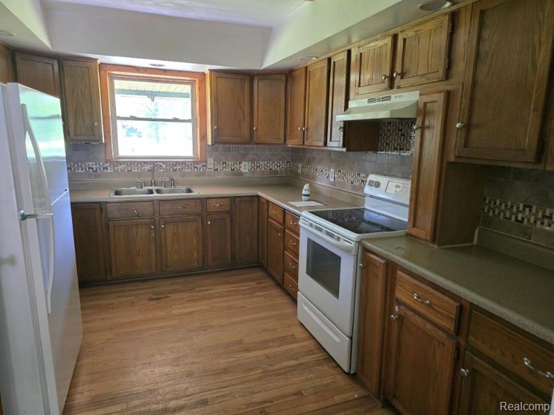 5848 Fostoria Road Columbiaville, MI 48421 - Photo 2 of 18
