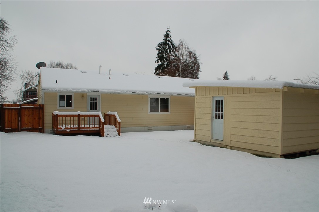 2812 Northeast 12th Street Renton, WA 98056 - Photo 16 of 24 Gallery Image 16