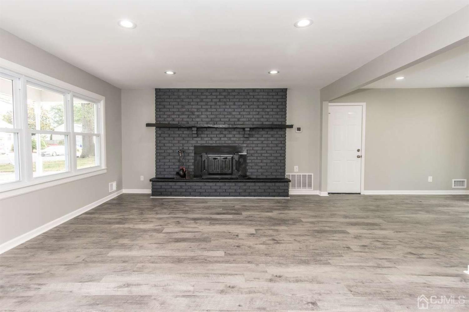 808 Curie Road North Brunswick, NJ 08902 - Photo 2 of 18