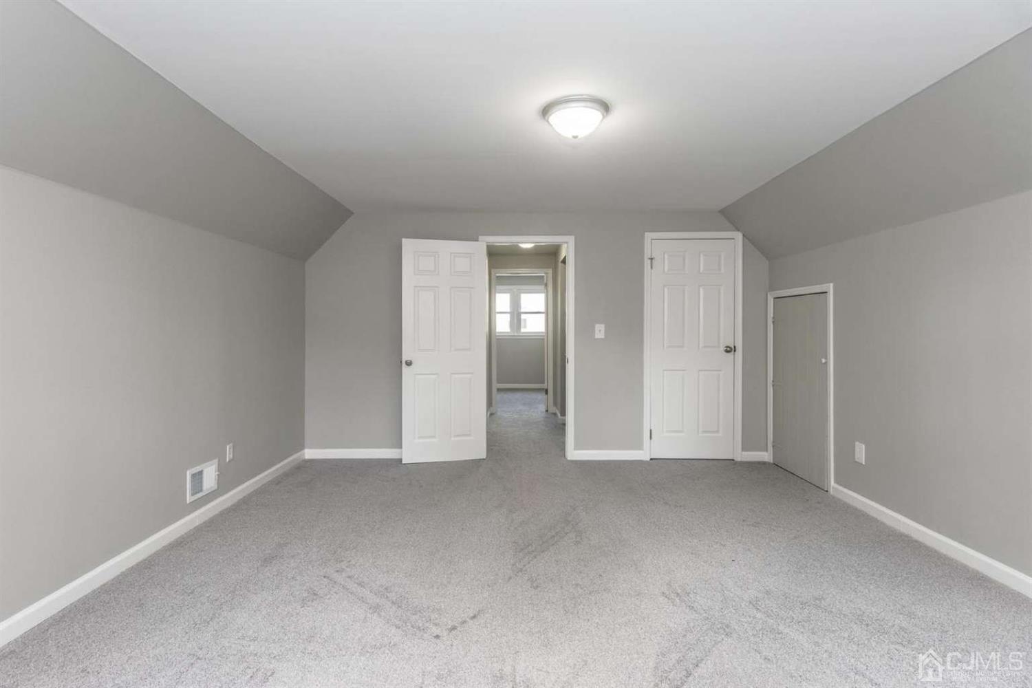 808 Curie Road North Brunswick, NJ 08902 - Photo 11 of 18