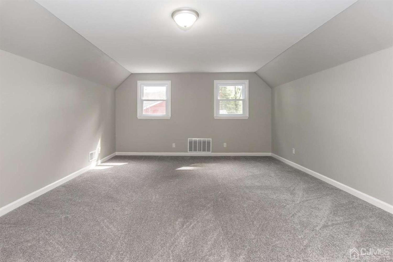 808 Curie Road North Brunswick, NJ 08902 - Photo 10 of 18
