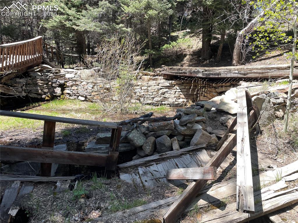 146 Gibson Road Westcliffe, CO 81252 - Photo 22 of 28 a view of a balcony with wooden fence
