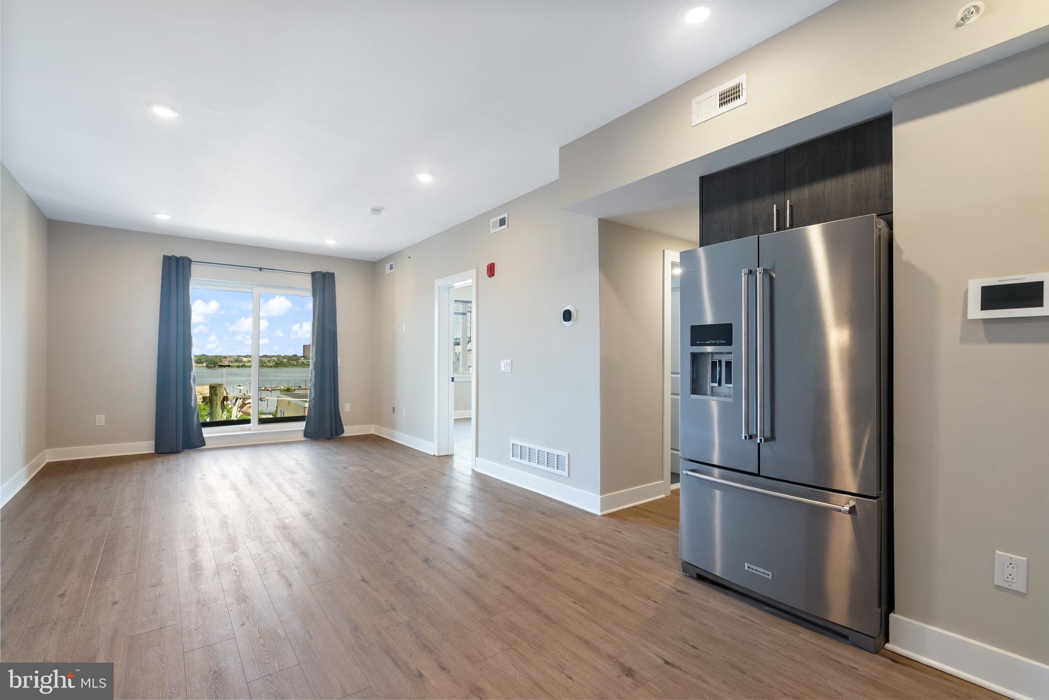 408-10 North Front Street, Unit 7 Philadelphia, PA 19123 - Photo 1 of 23