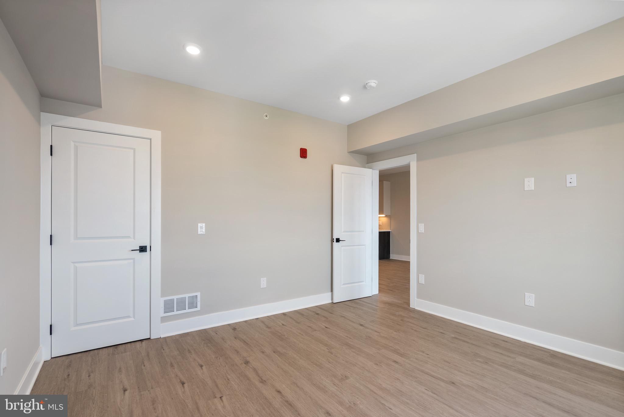 408-10 North Front Street, Unit 7 Philadelphia, PA 19123 - Photo 14 of 23