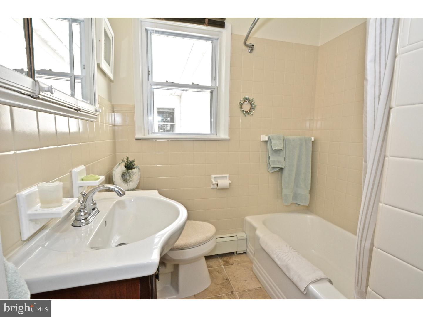 384 South Post Road Princeton Junction, NJ 08550 - Photo 18 of 25 Bathroom
