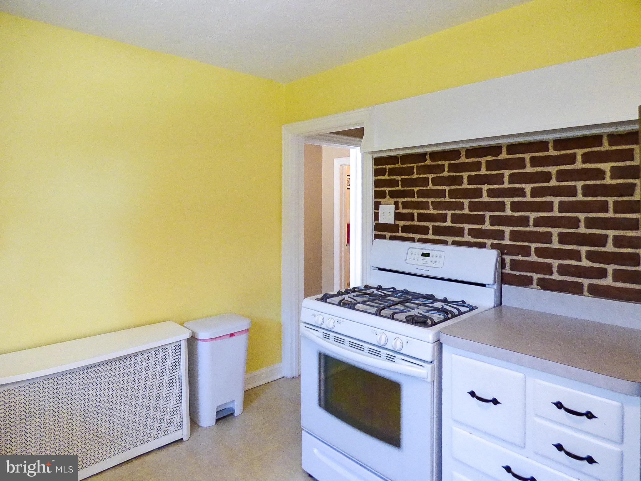 477 Hillcrest Road York, PA 17403 - Photo 14 of 45
