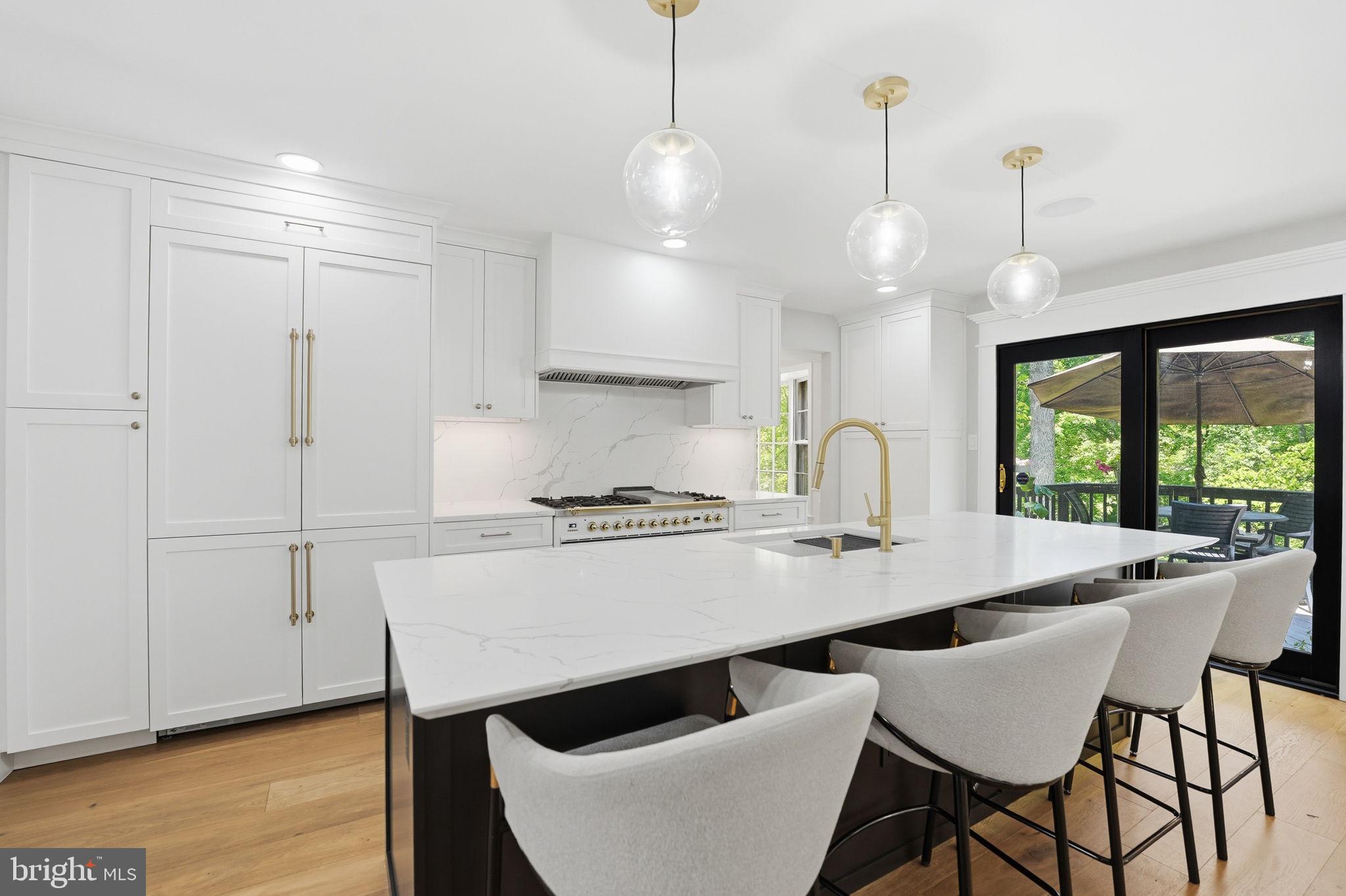 969 Spencer Road McLean, VA 22102 - Photo 2 of 56 Kitchen with beautiful island