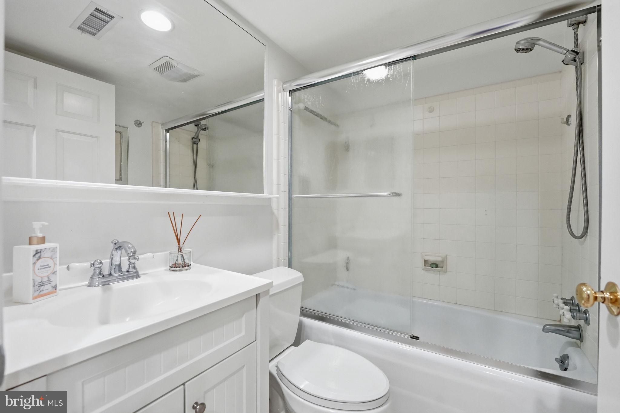 969 Spencer Road McLean, VA 22102 - Photo 40 of 56