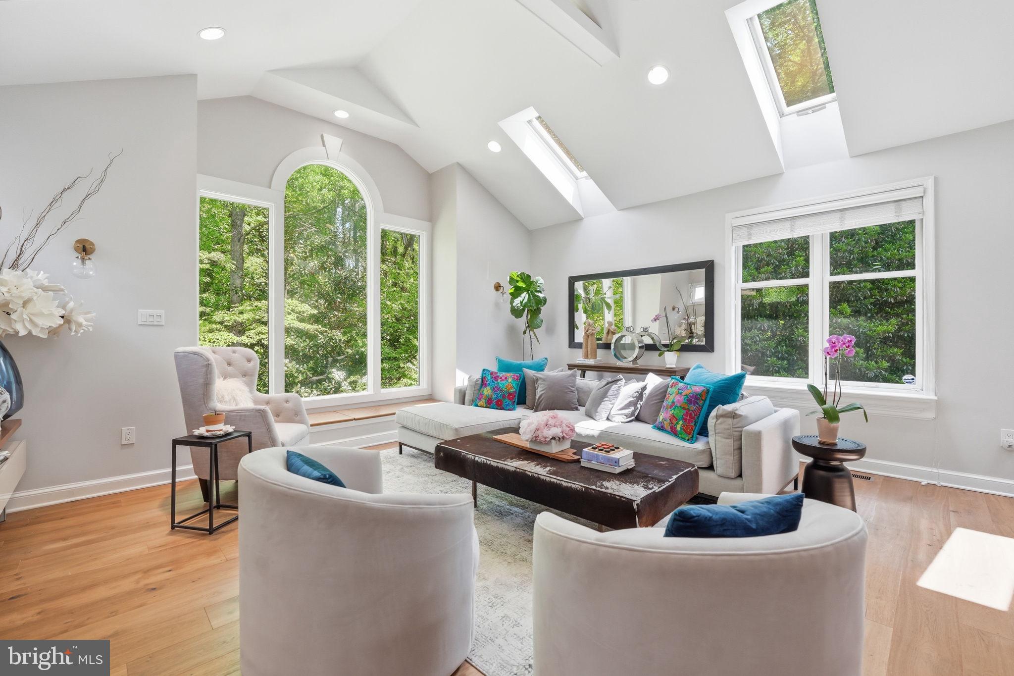 969 Spencer Road McLean, VA 22102 - Photo 9 of 56 Family room addition with soaring vaulted ceilings