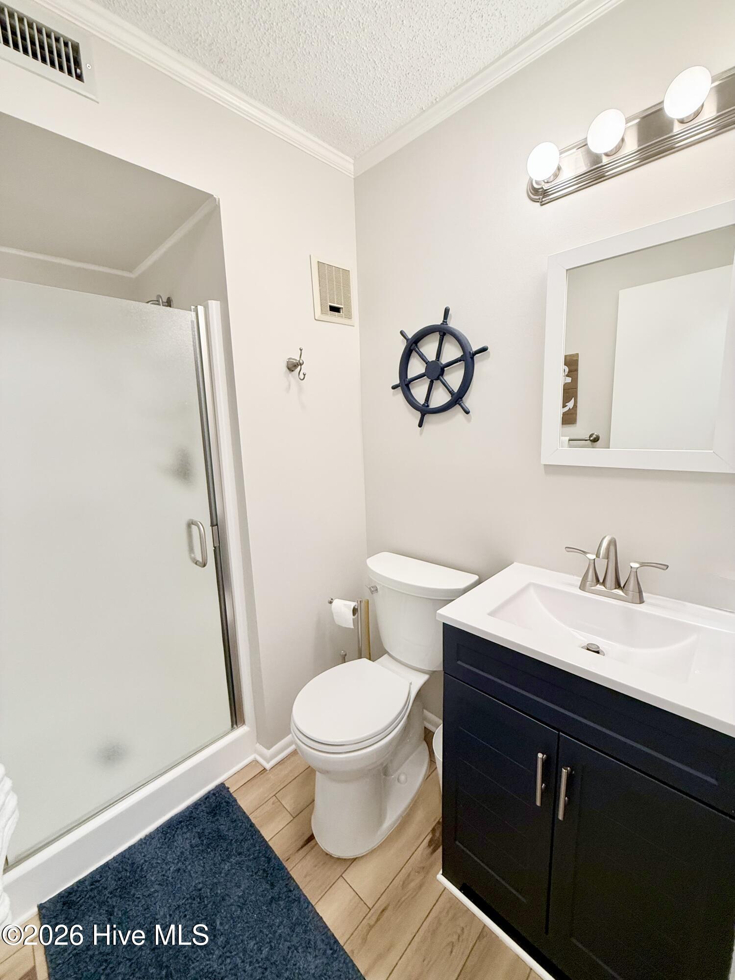 2511 West Fort Macon Road, Unit 211B Atlantic Beach, NC 28512 - Photo 17 of 38 Guest Full Bathroom