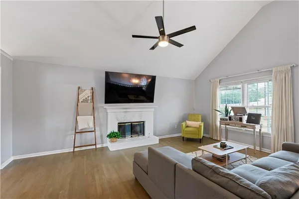 $2,950 | 2437 Pondside Place Northeast, Marietta, GA 30062