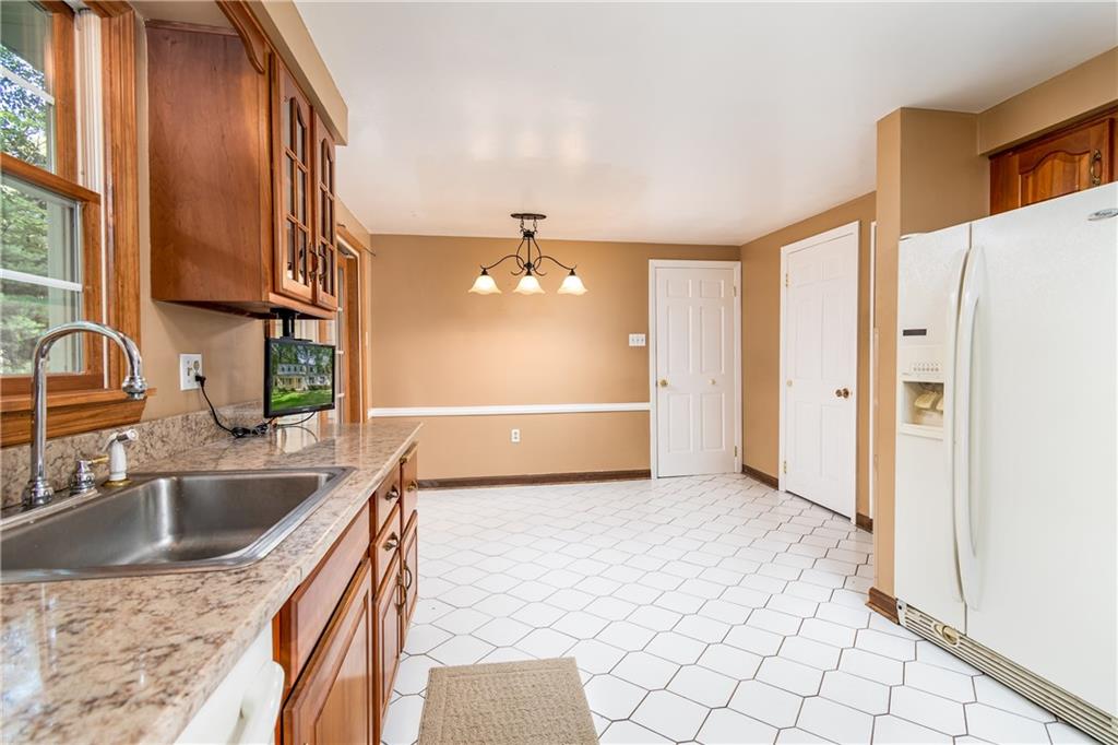 107 Checkerberry Road Baden, PA 15005 - Photo 8 of 24 Gallery Image 8