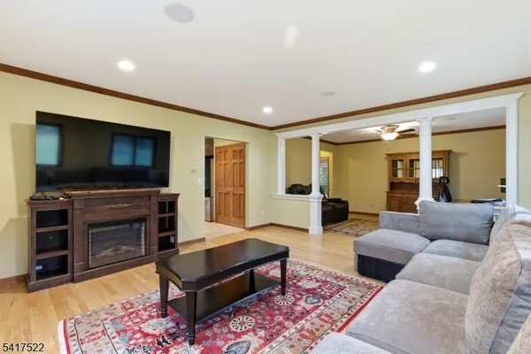 $924,900 | 1 Old Mill Road, Chester, NJ 07930