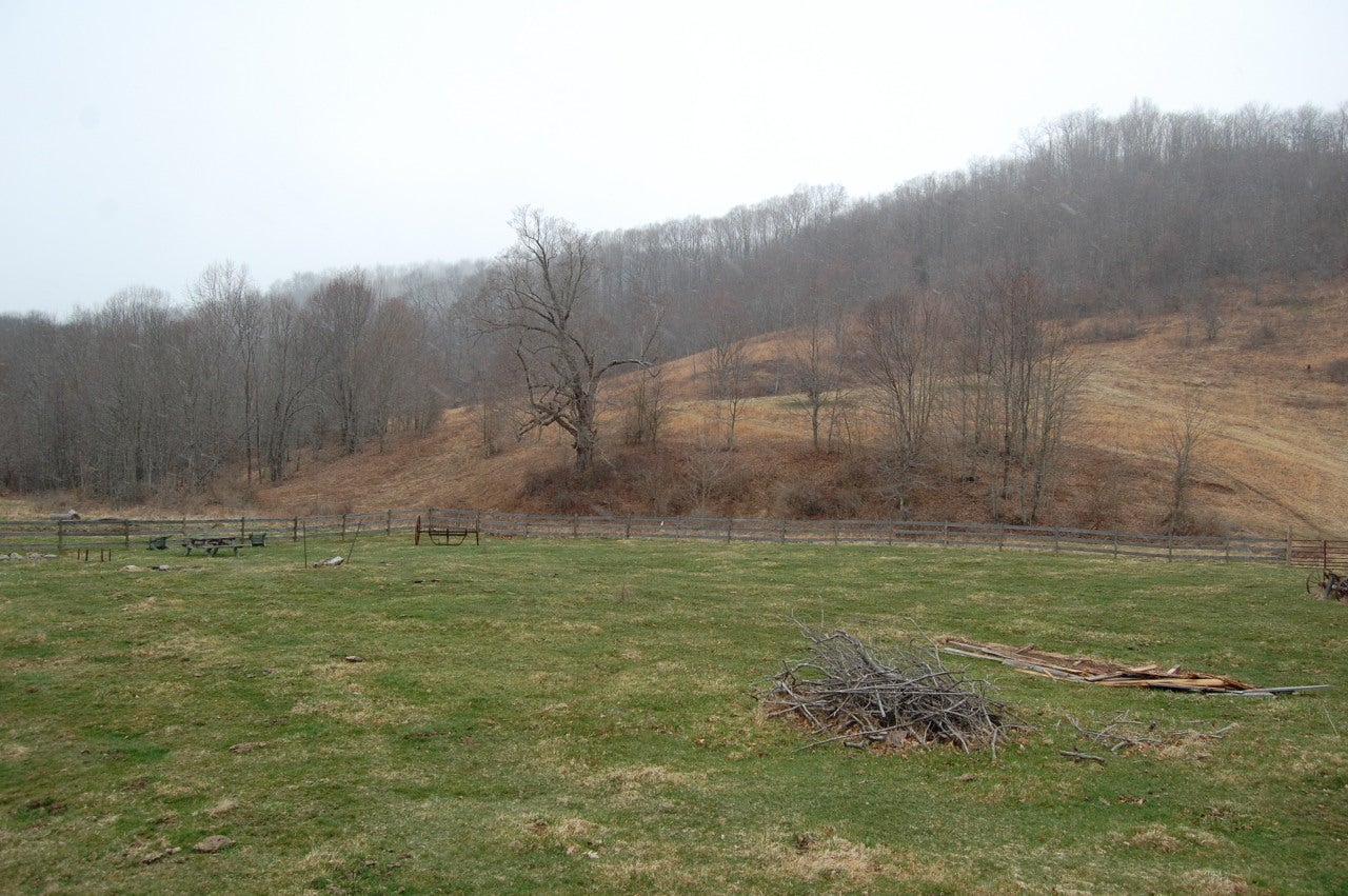 325 Sassafras Road Alderson, WV 24910 - Photo 11 of 21 Gallery Image 11