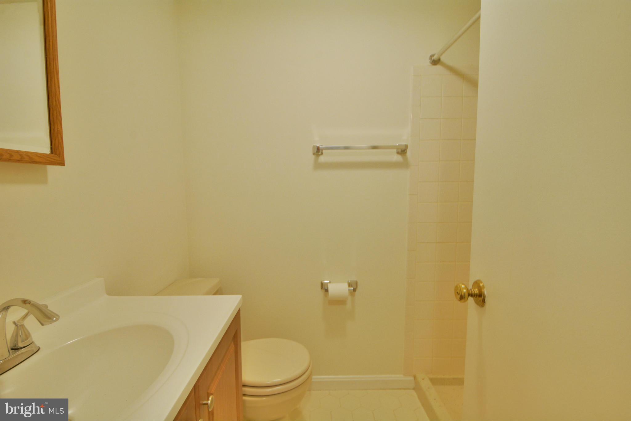 7500 Castle Road Manassas, VA 20109 - Photo 18 of 30 Bath