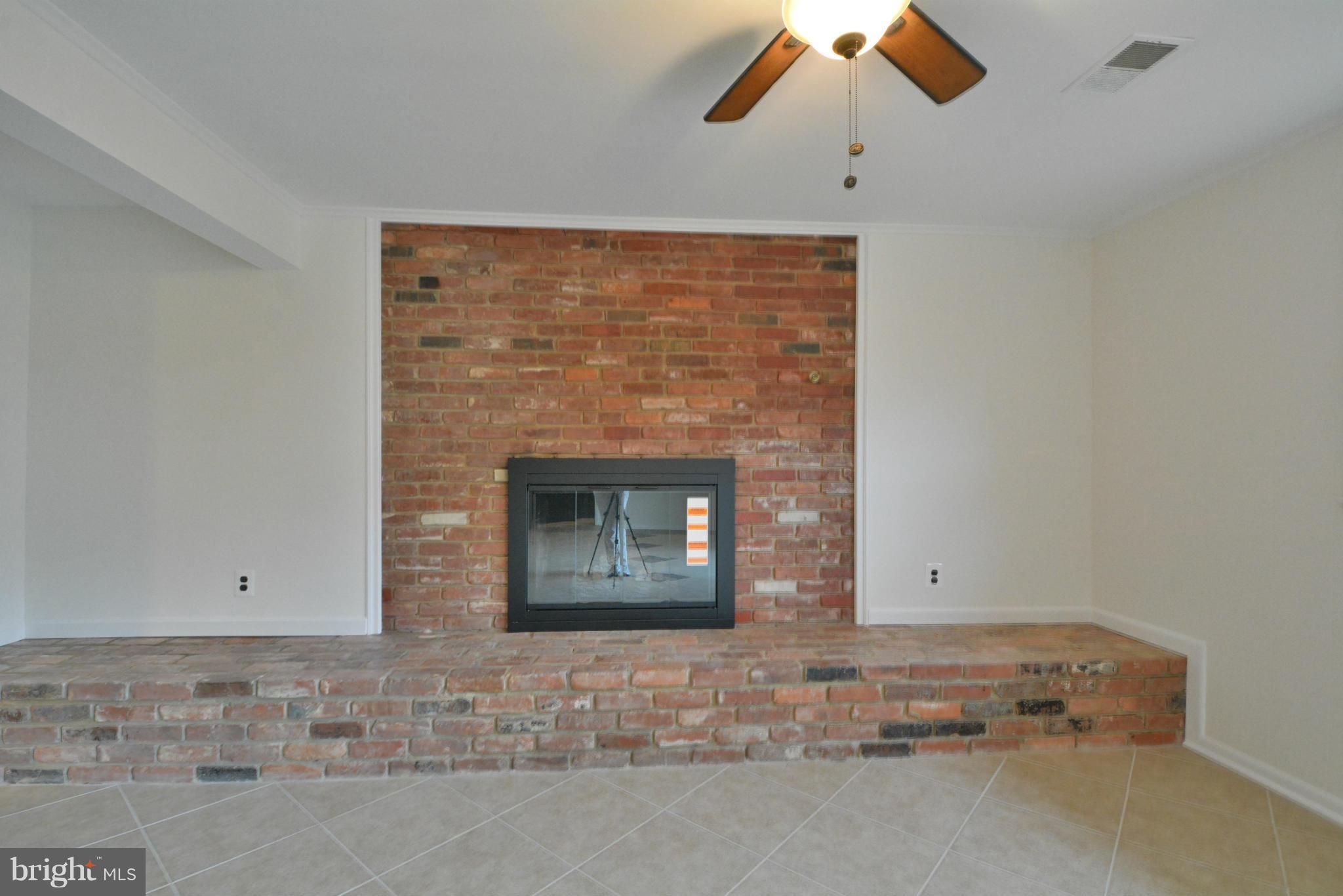 7500 Castle Road Manassas, VA 20109 - Photo 25 of 30 Family Room