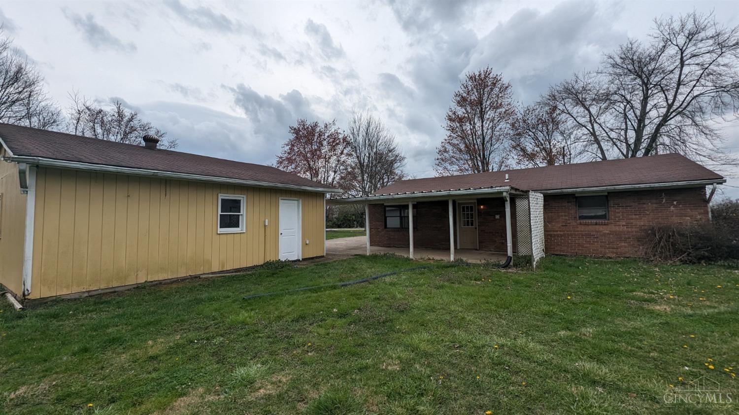 2170 W Road New Richmond, OH 45157 - Photo 22 of 25