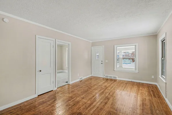 $149,900 | 1346 Eureka Street, Lansing, MI 48912