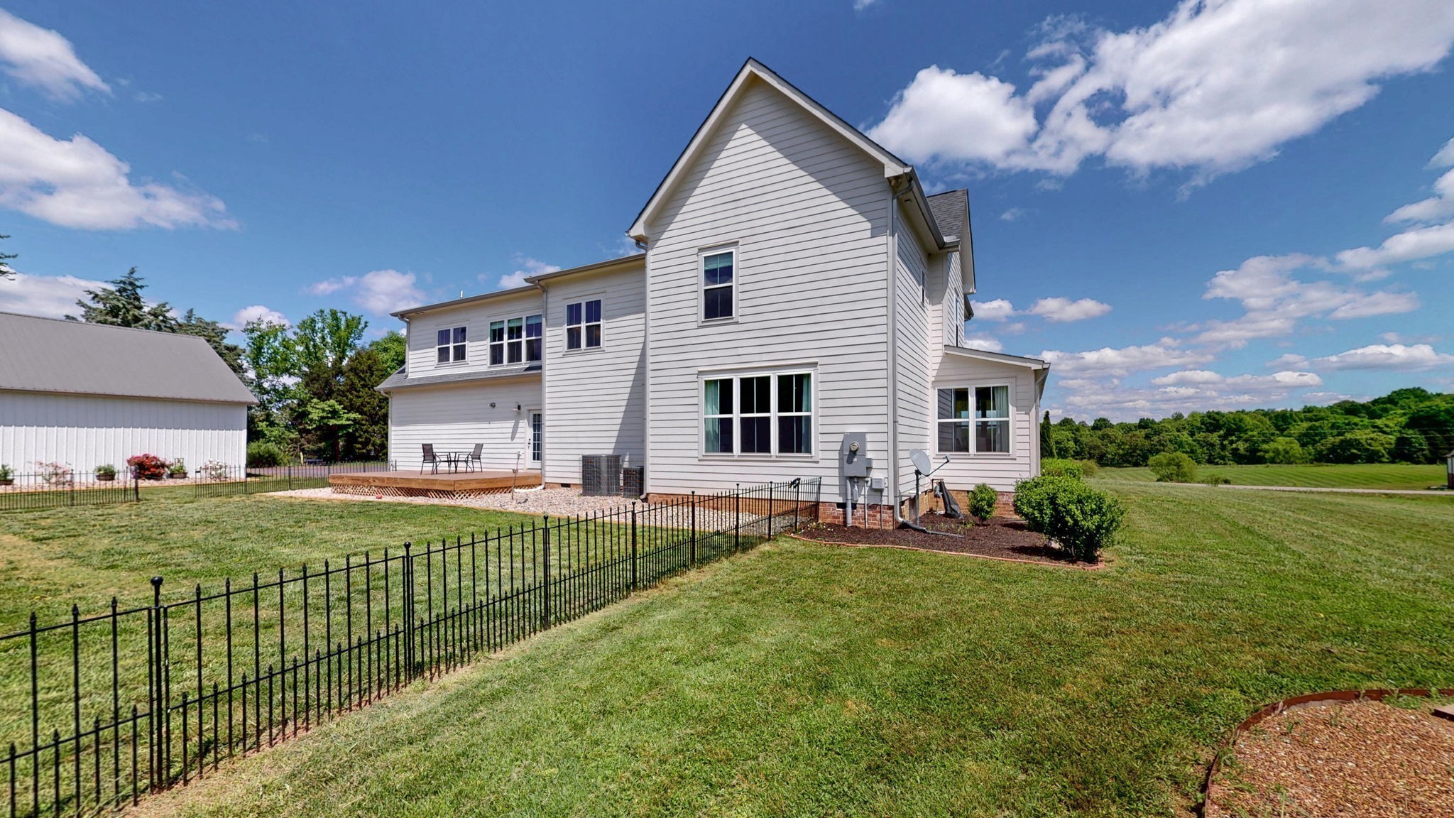548 Buddy Road Burns, TN 37029 - Photo 40 of 47 a front view of a house with a yard
