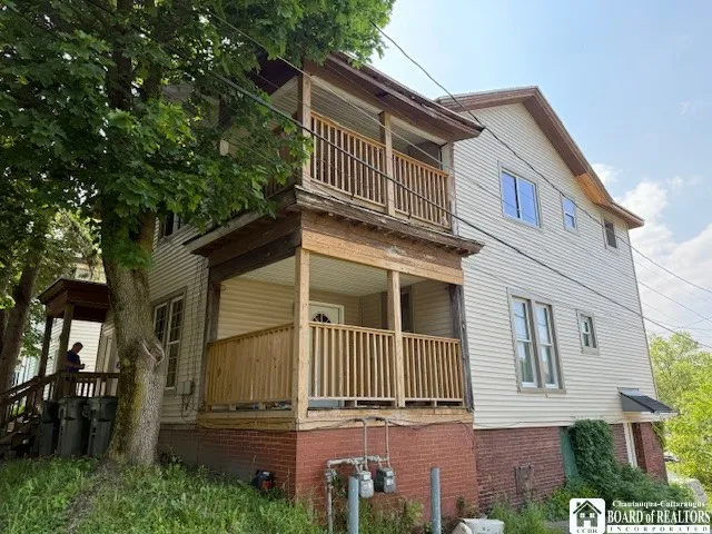$69,900 | 310 East 6th Street, Jamestown, NY 14701