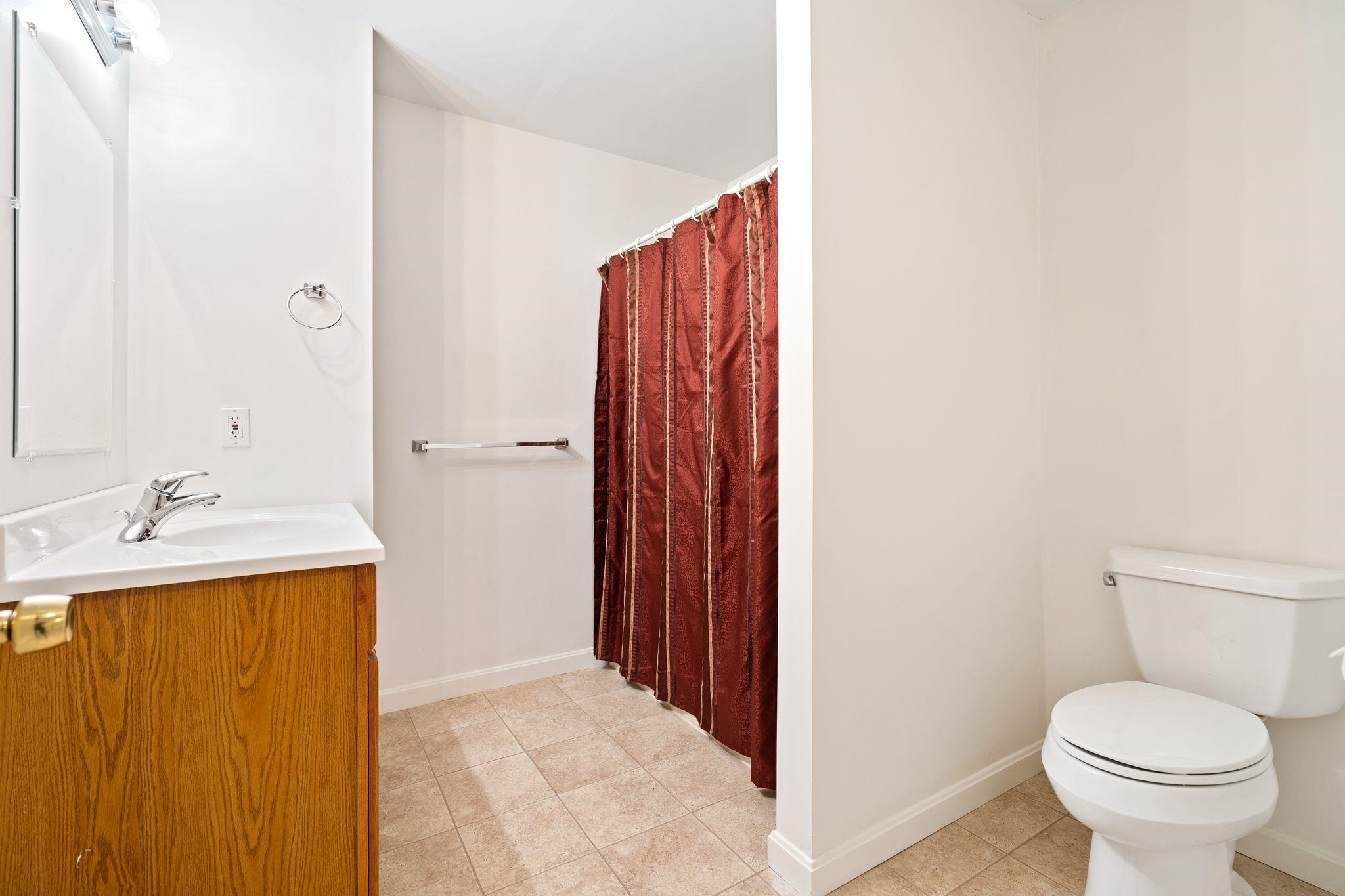 20 Pleasant Street Windham, NH 03087 - Photo 12 of 29