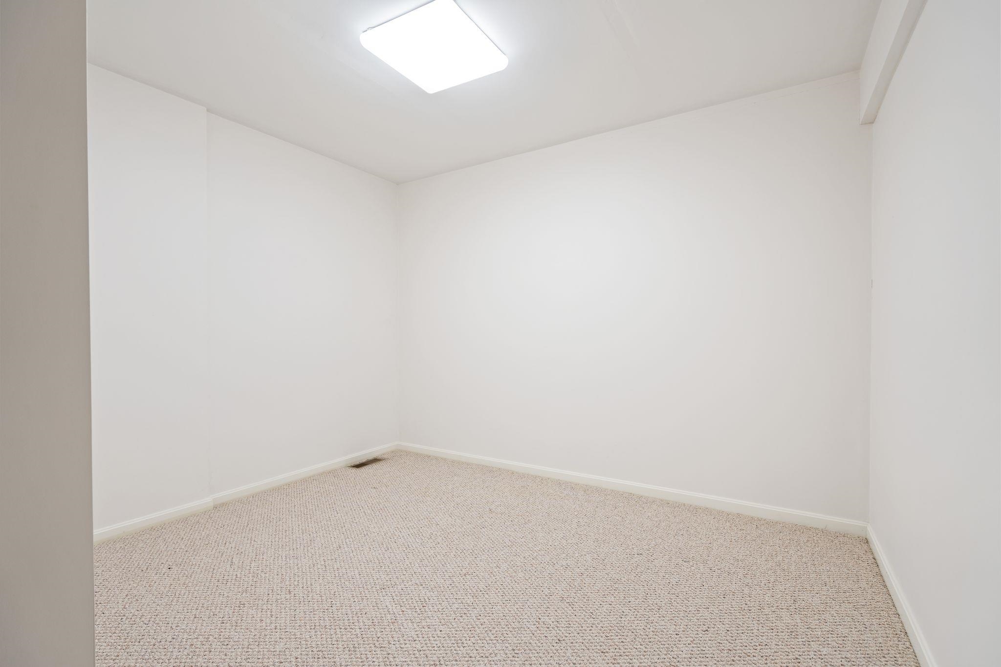 20 Pleasant Street Windham, NH 03087 - Photo 22 of 29