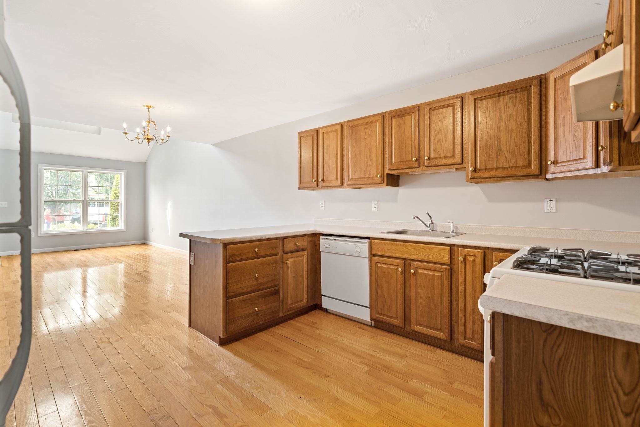 20 Pleasant Street Windham, NH 03087 - Photo 25 of 29